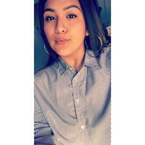 Meet your Posher, Yoselin